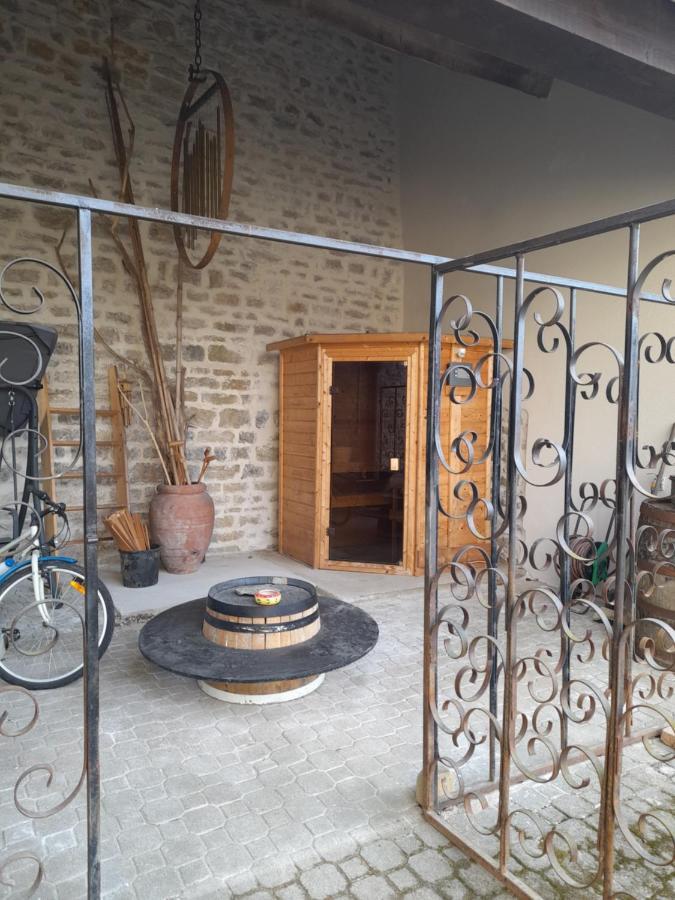 Ferienwohnung Le Vieux Pressoir Saint-Germain-lès-Arlay Exterior foto